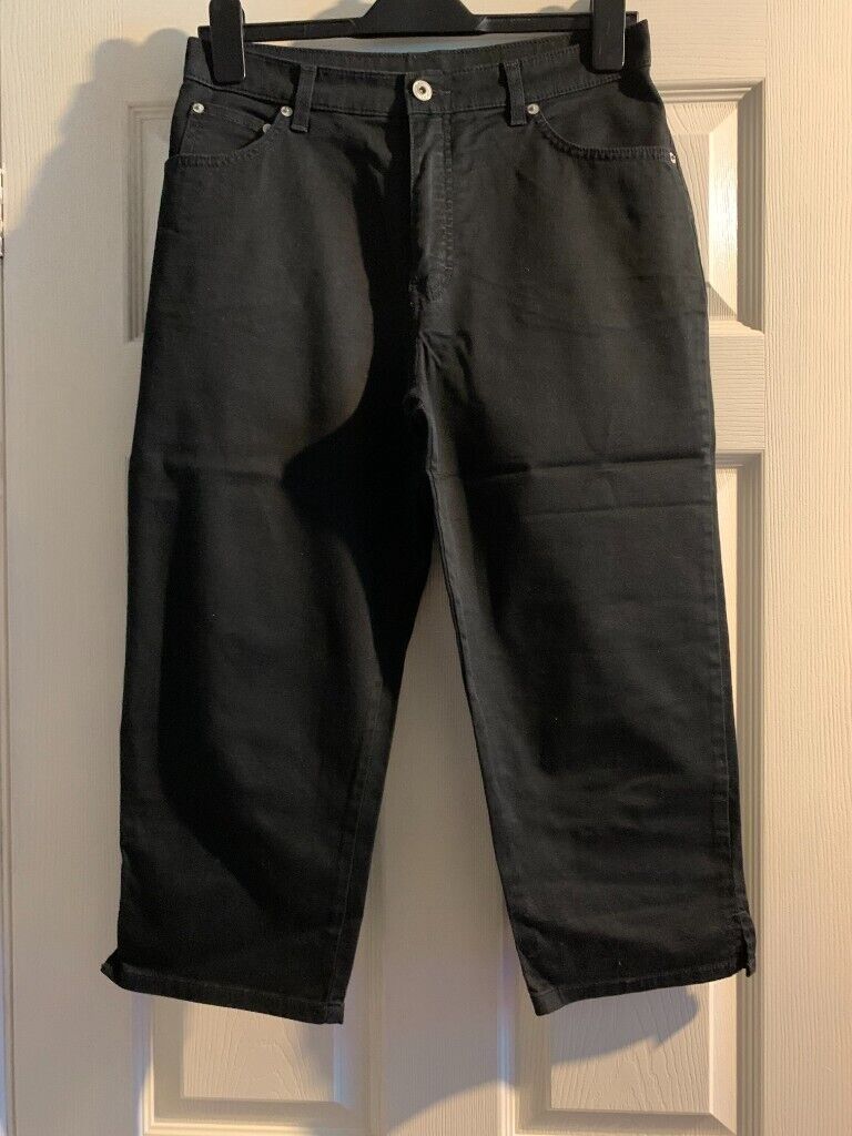 M&S Ladies Black Cropped Jeans Size 14 Short IP1