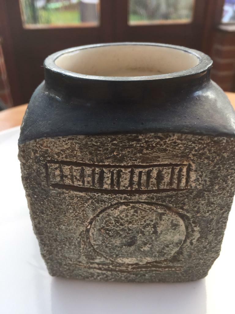 TROIKA MARMALADE POT BY SIMONE KILBURN Excellent condition, no chips 