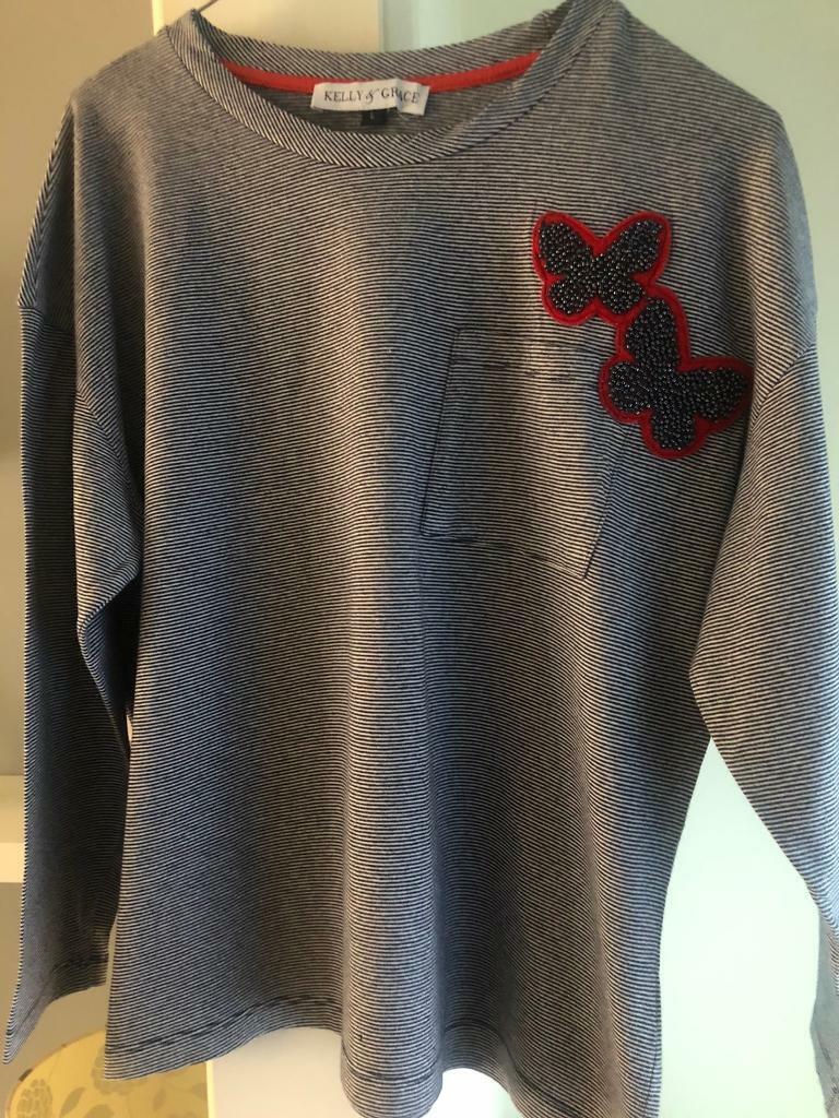 Top Size L approx 12
