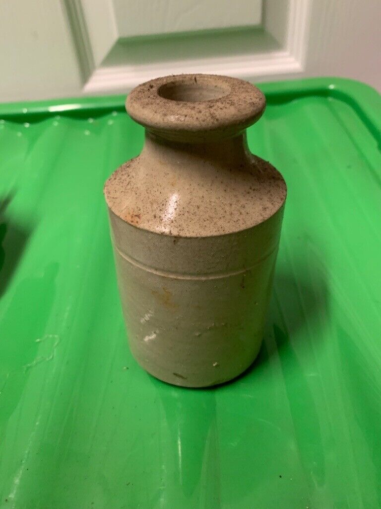 Assortment of antique/vintage earthenware pots