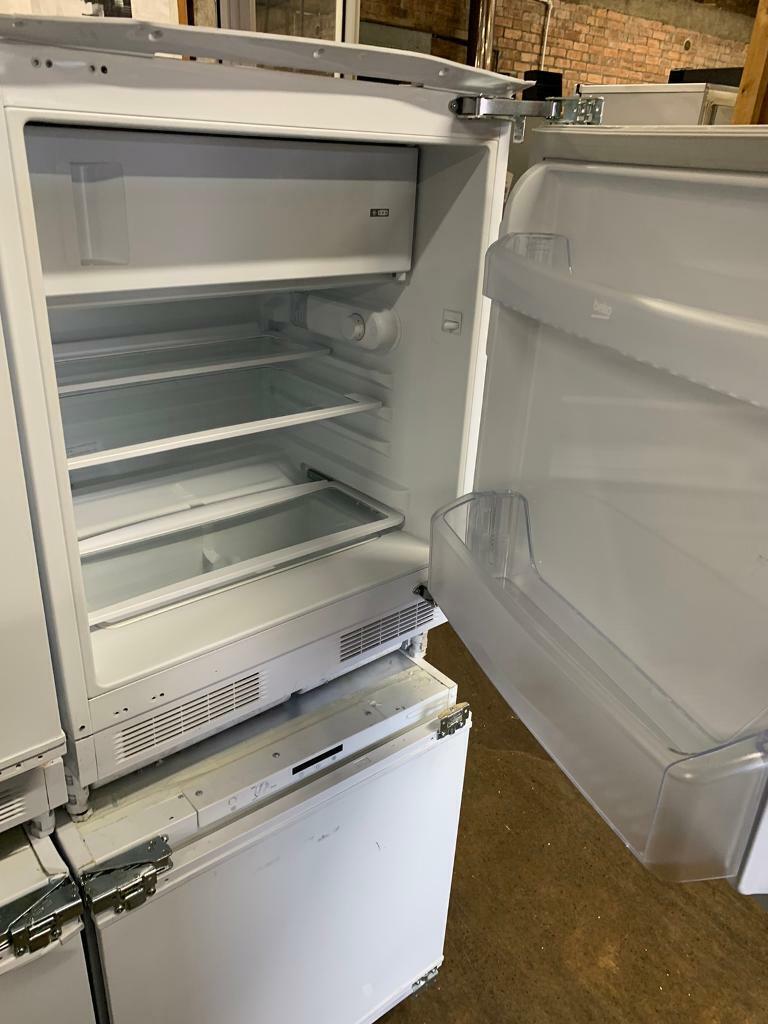 New Scratch N’ Dent Integrated Under Counter Fridge & Freezer