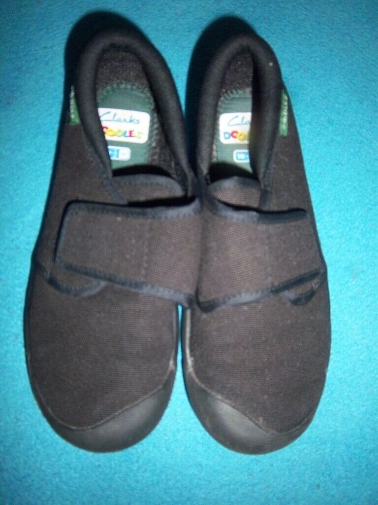 Clarks Black School Doodle Plimsolls Size 10.5 G IP1