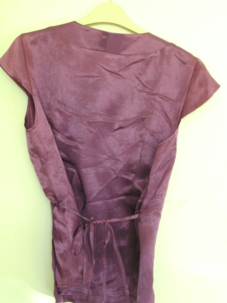 BNWT Wallis Satin Blouse size 12 Petite.