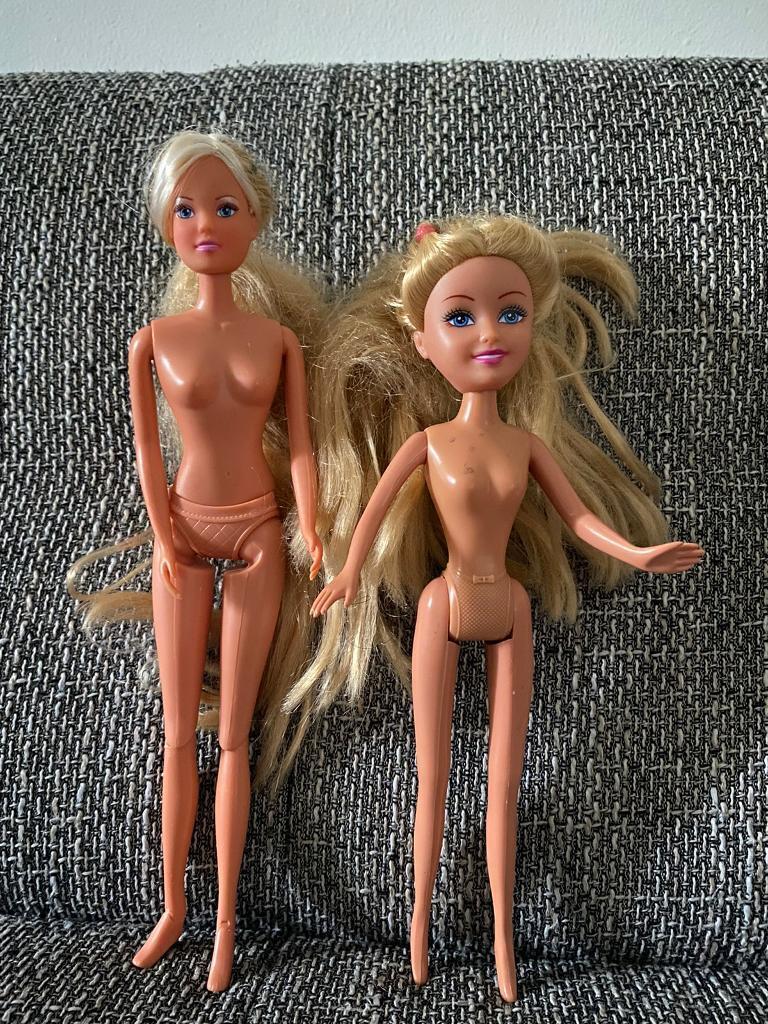 Dolls toys bundle/ without clothes 