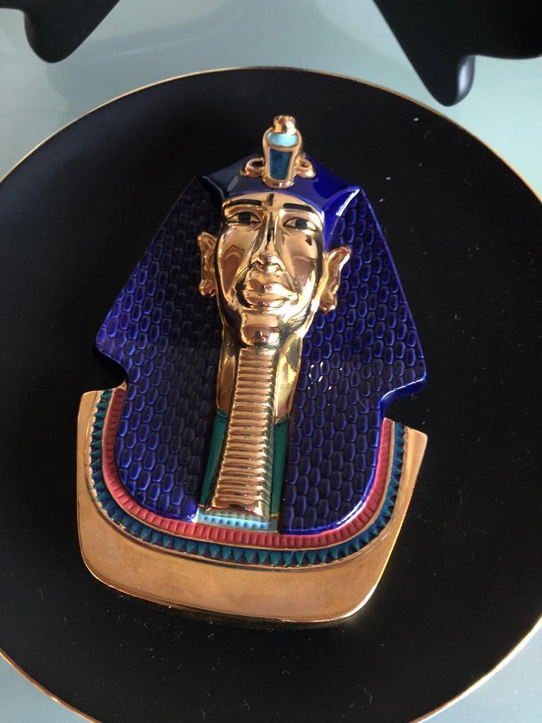 Egyptian Pharaohs 3d plates- decorative plates- collectibles