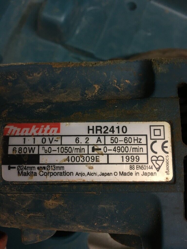 MAKITA Drill with case