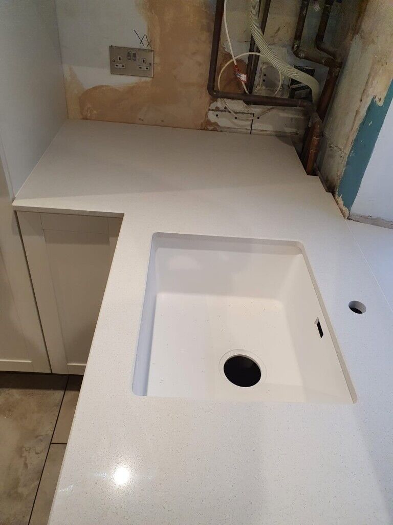 Luxury White Shimmer Quartz Worktops 20mm - 6 metres ONLY£1000