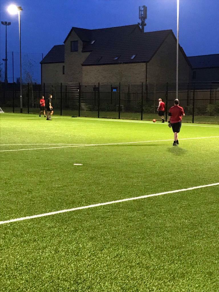Monday 7pm football 