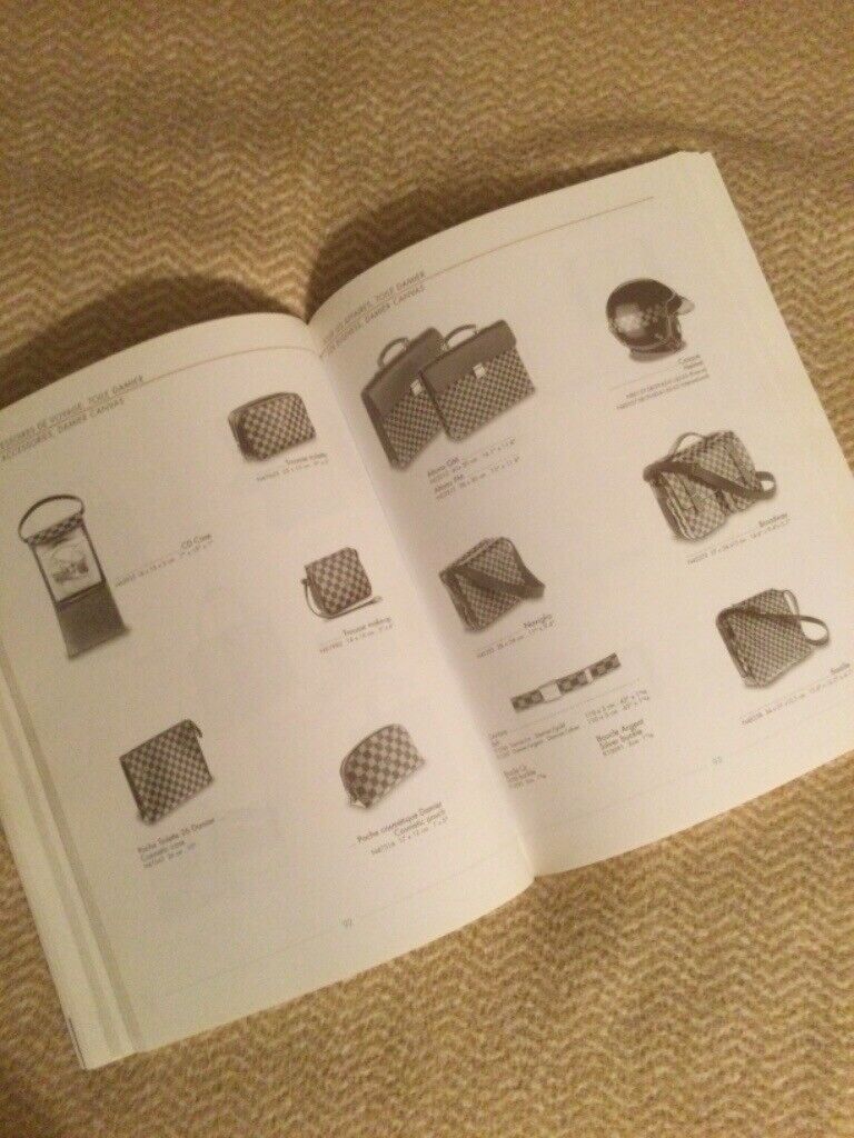 Louis Vuitton Catalogue 2001