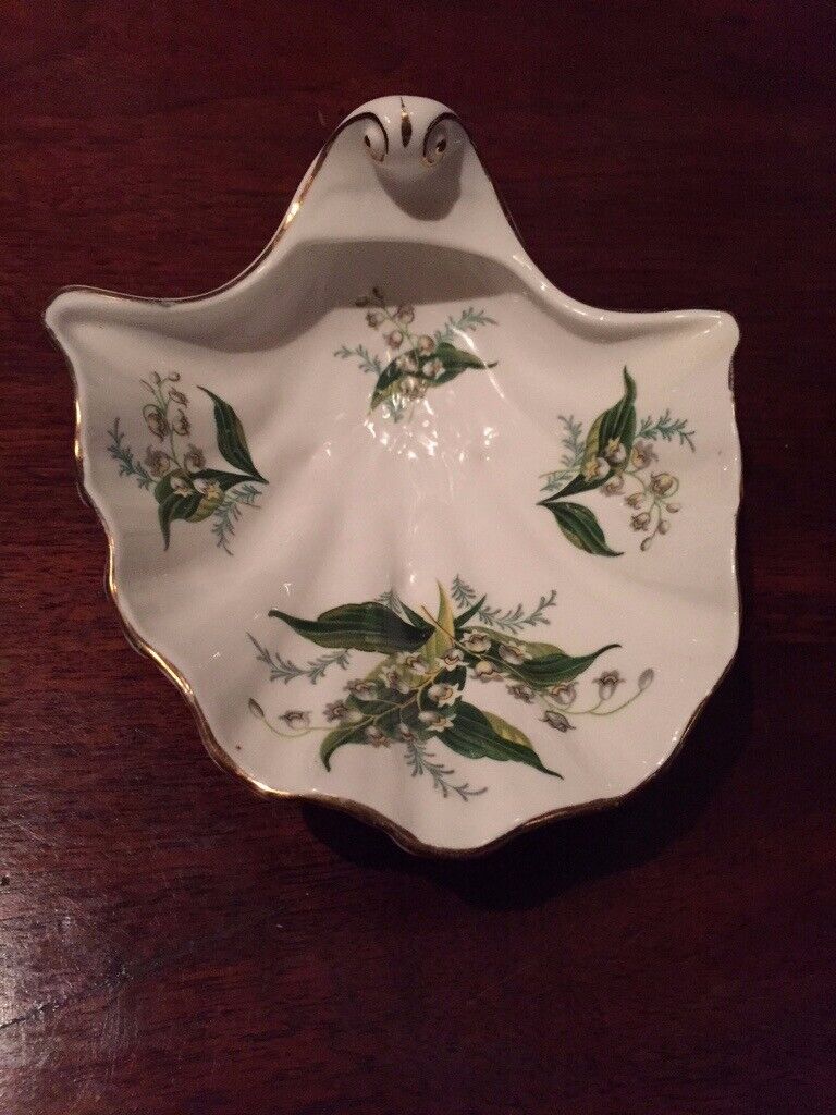 image for  ROYAL WORCESTER Hammersley LILY OF THE VALLEY dish
