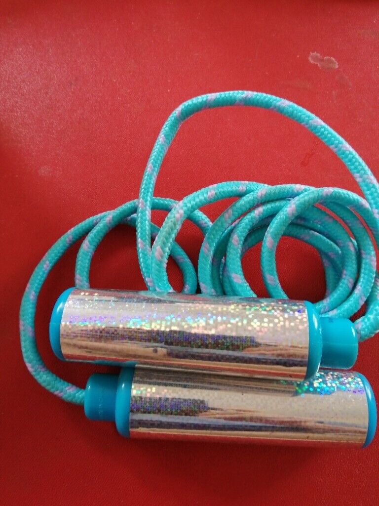 image for 2 skipping ropes 