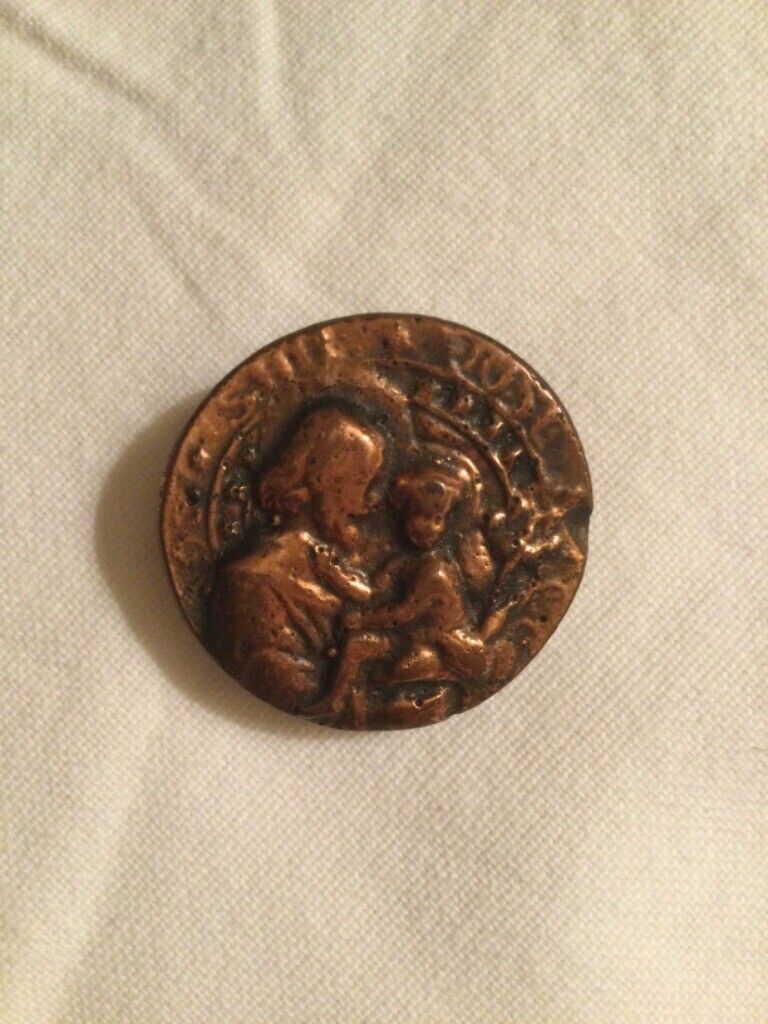 image for  Vintage Button depicting St. Just ( rare )