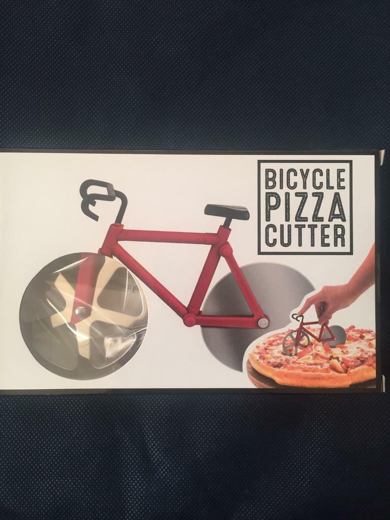 image for Bicycle shaped pizza cutter wheel roller.