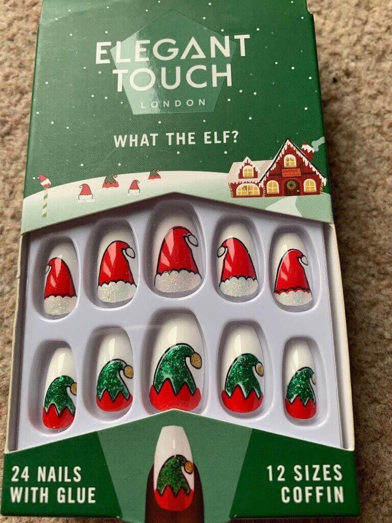 Loads of Christmas decorations some new in boxes 