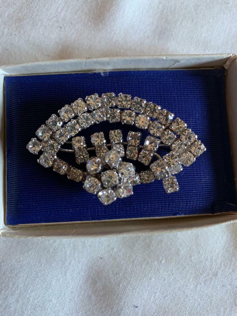 image for Pretty like a eye brooch 