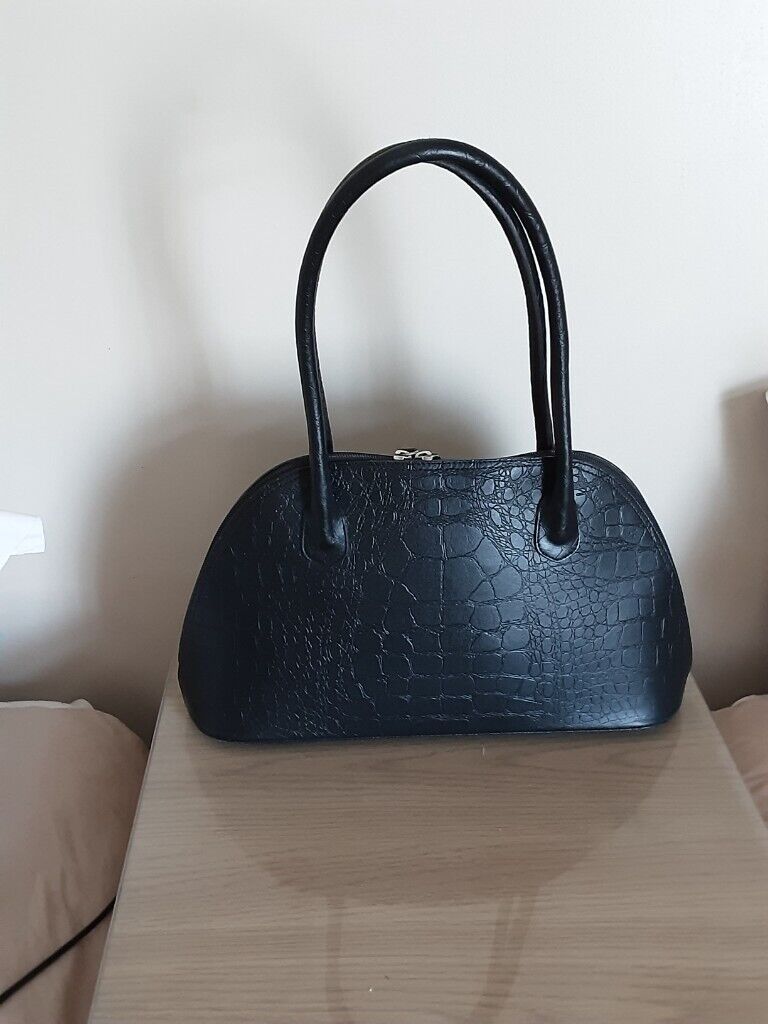 image for HANDBAG