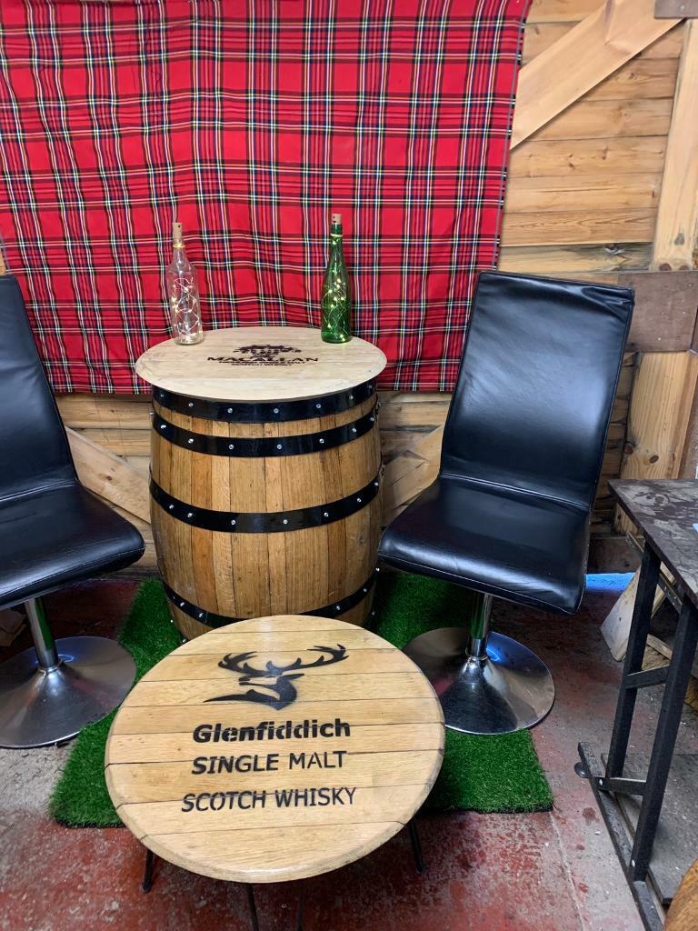 Whisky barrel and lids