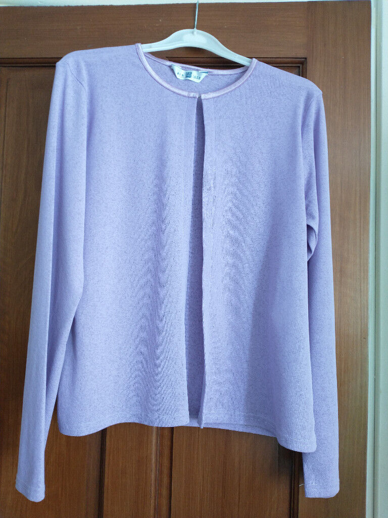 image for EVENING TOP - BOLERO. SIZE 18. Size 18. Pale lilac. New cond.