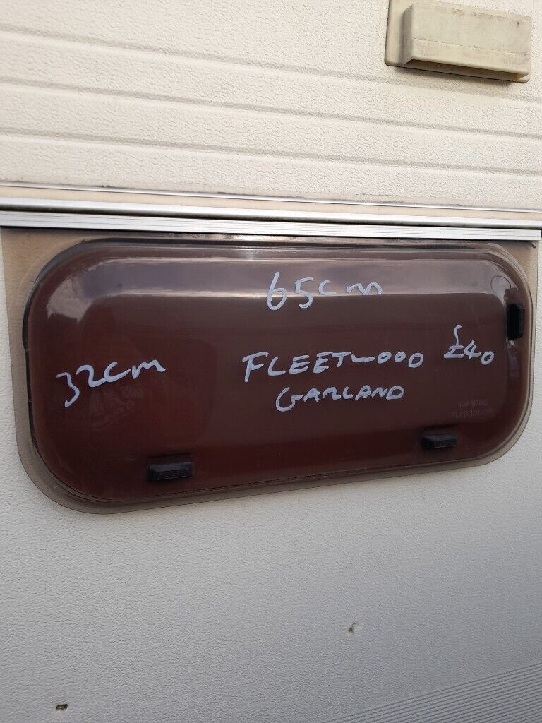 image for Fleetwood garland bathroom window 