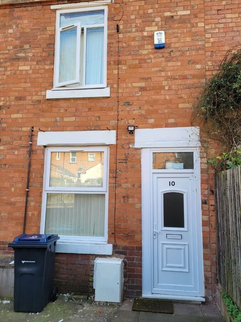 Supported Accommodation at B29 7NA! Single room avail to those on benefits such as Universal Credit