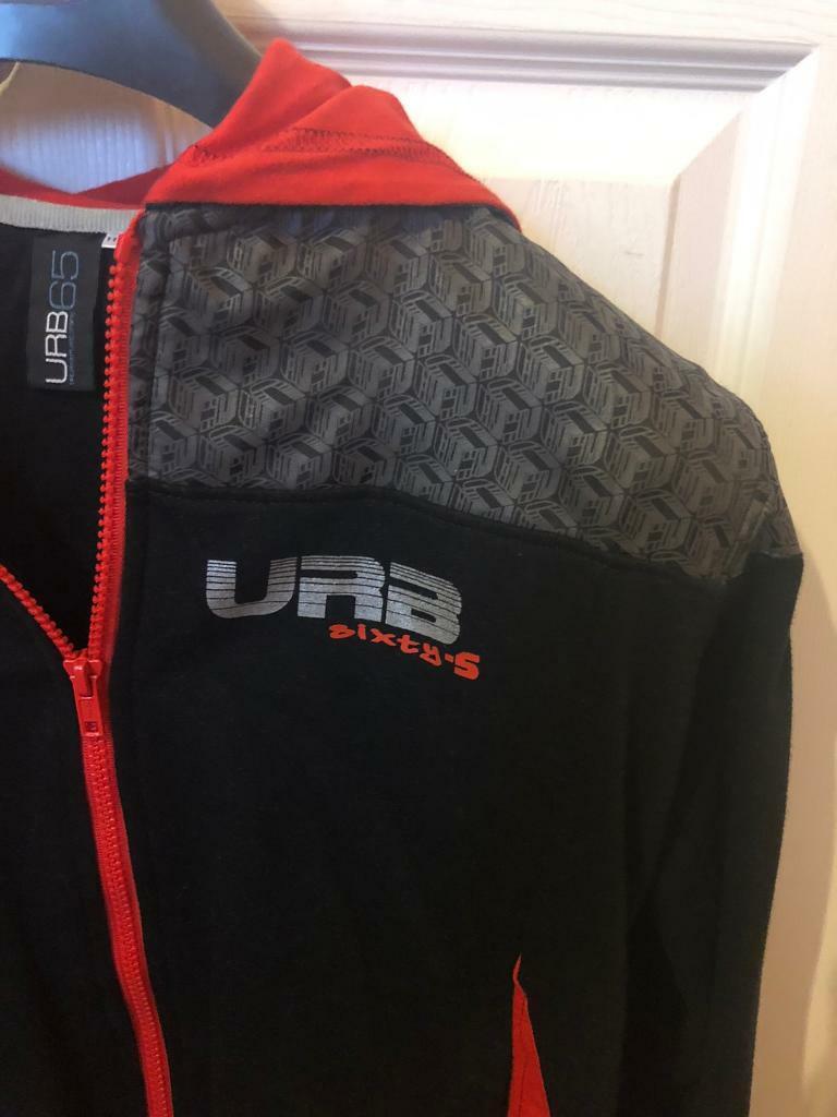 Brand new 11/12 boys hoodie jumper