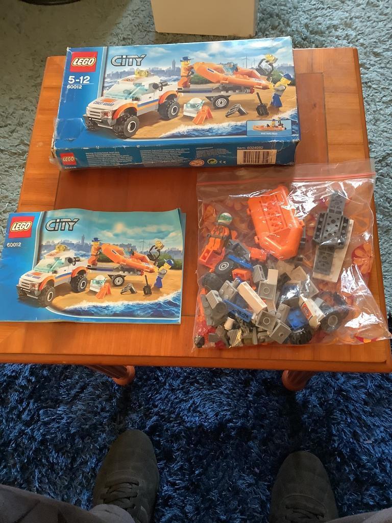 Lego city coast guard 4x4& diving boat 60012 