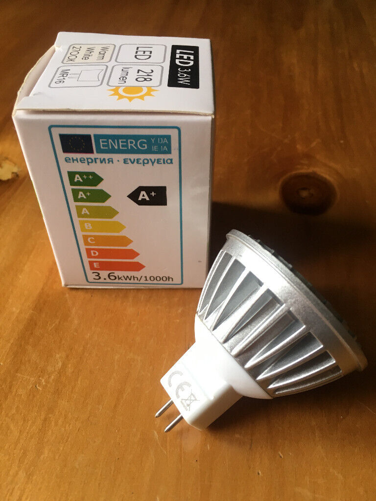 NEW illumin8 LED 3.6W 218 lumen Warm White 2700k MR16 light bulbs. 127 bulbs available. £4 for 12.
