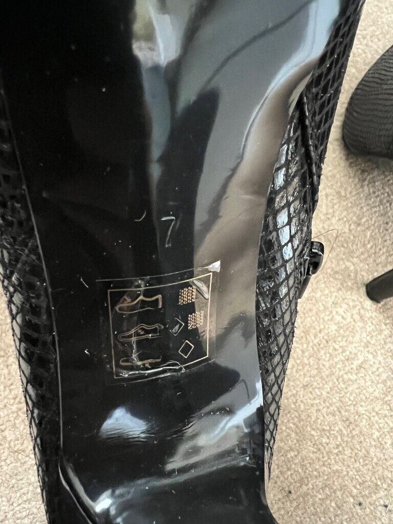 Star by Julien MacDonald ladies boots in excellent condition, size 7 