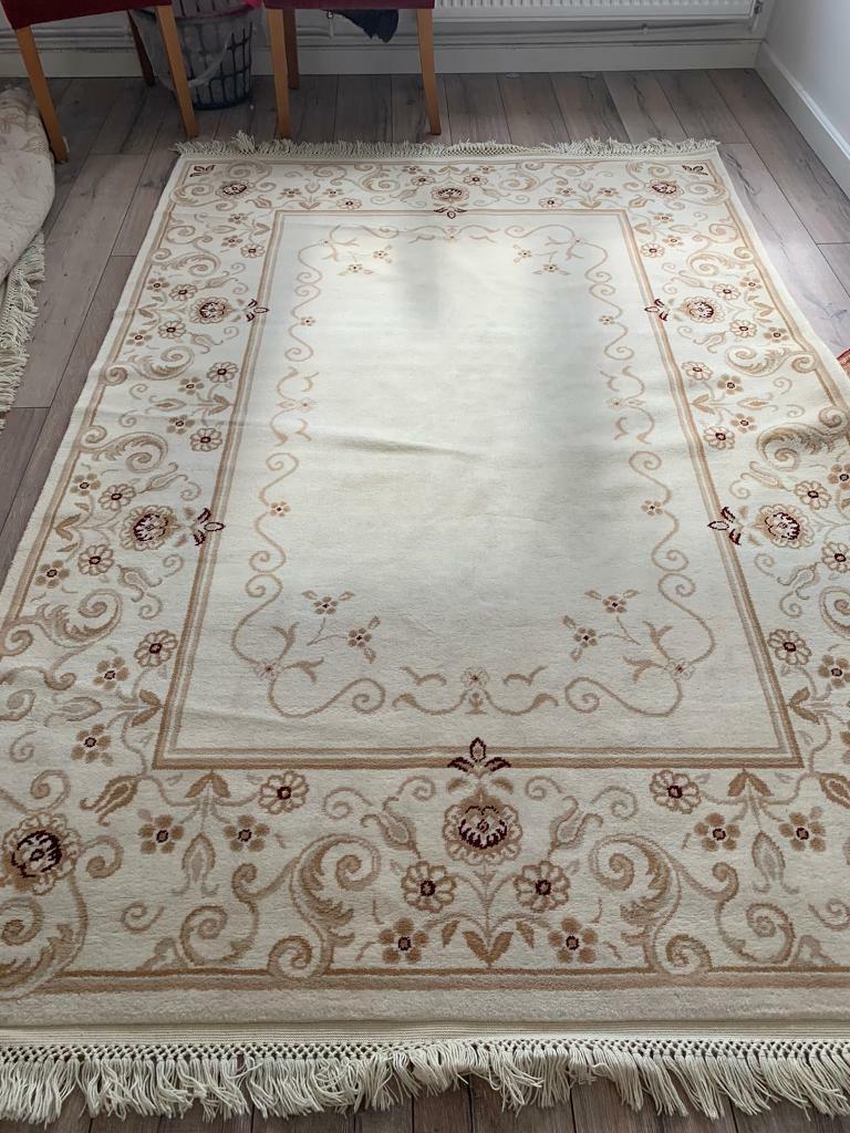 %100 wool handmade rug/carpet 