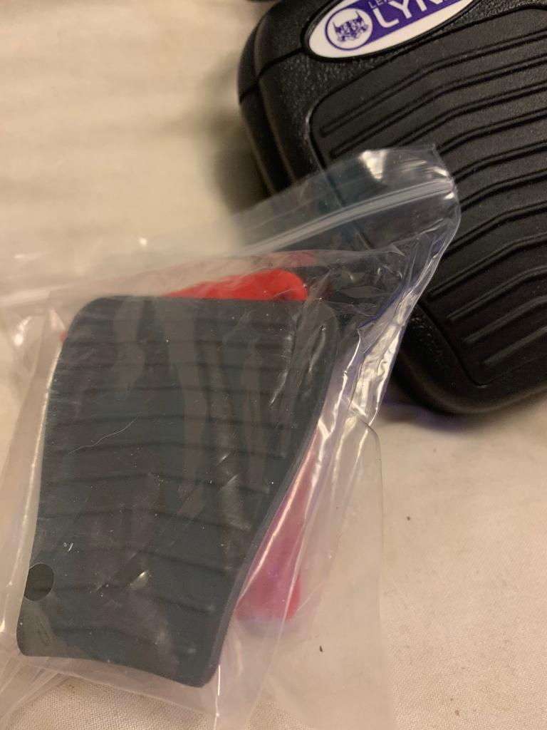 Keyboard foot pedal as new