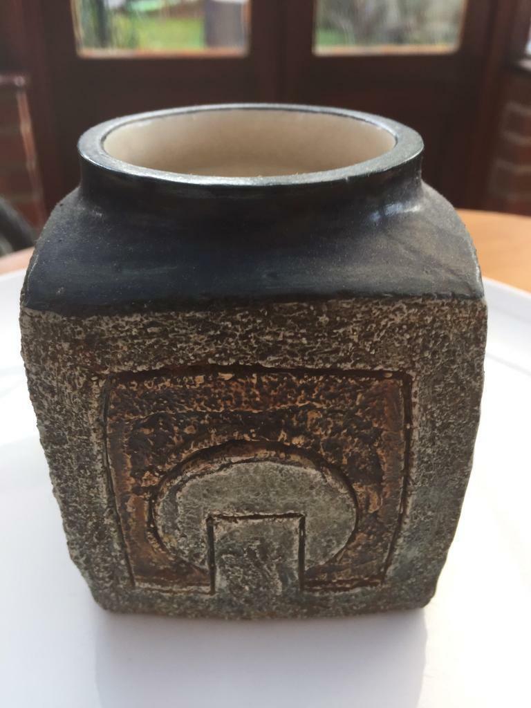 TROIKA MARMALADE POT BY SIMONE KILBURN Excellent condition, no chips 