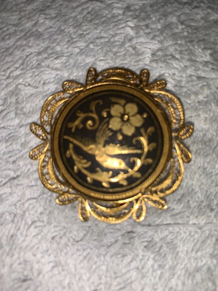 image for Gold Coloured Enamel Look Brooch IP1