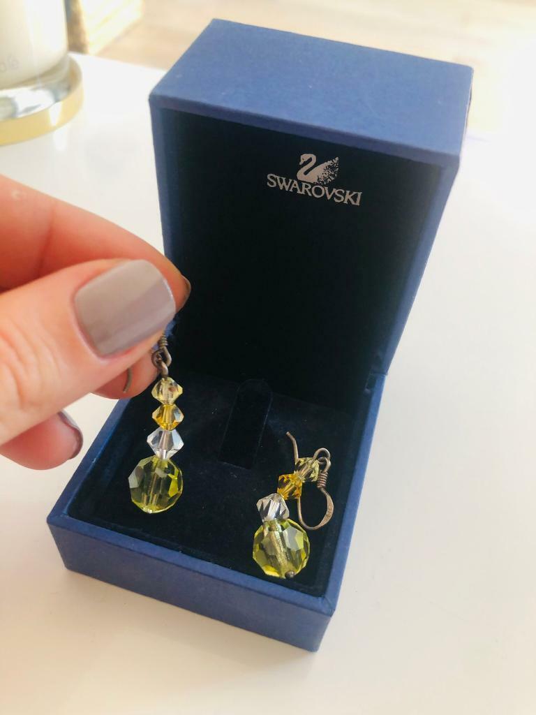 BNIB Beautiful Yellow Swarovski Hallmarked 925 Silver Earrings