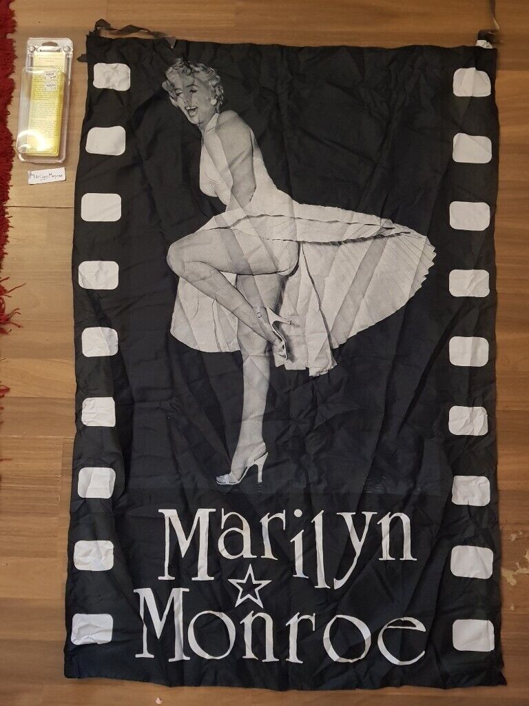 image for MARILYN MONROE TEXTILE POSTER 75 X 110 CM