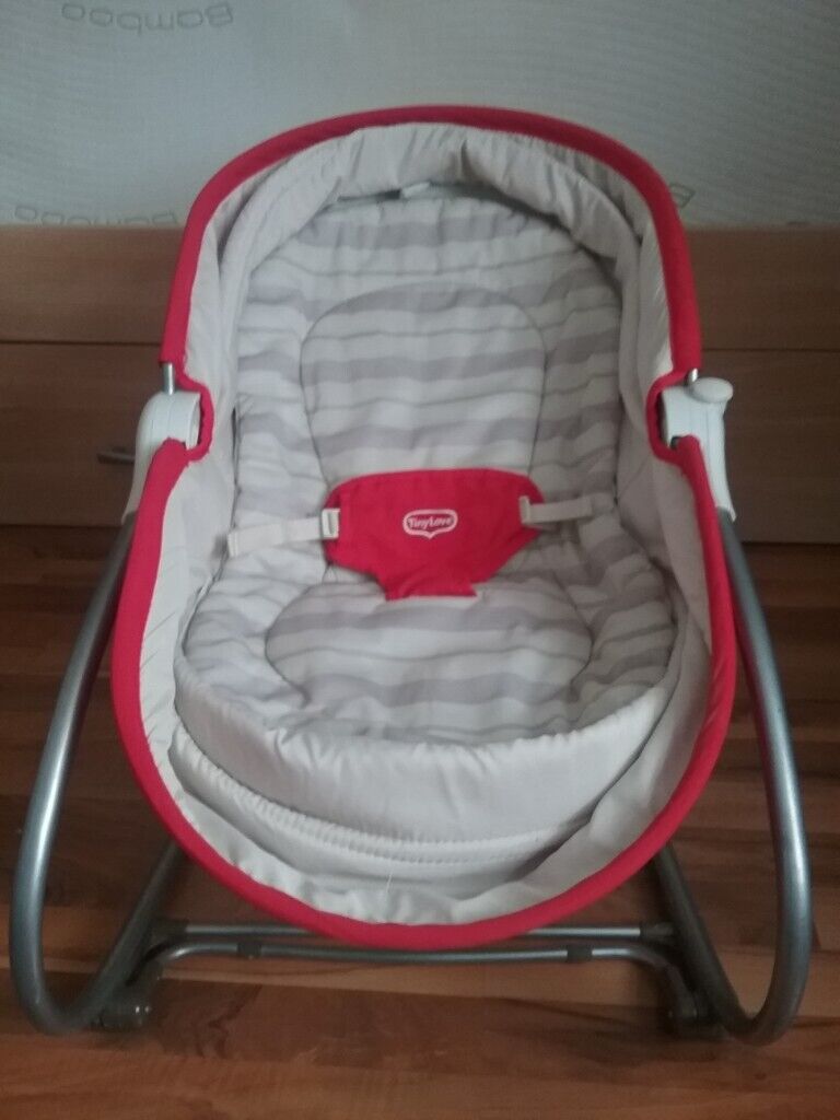 3-in-1 Rocker Napper - Red
