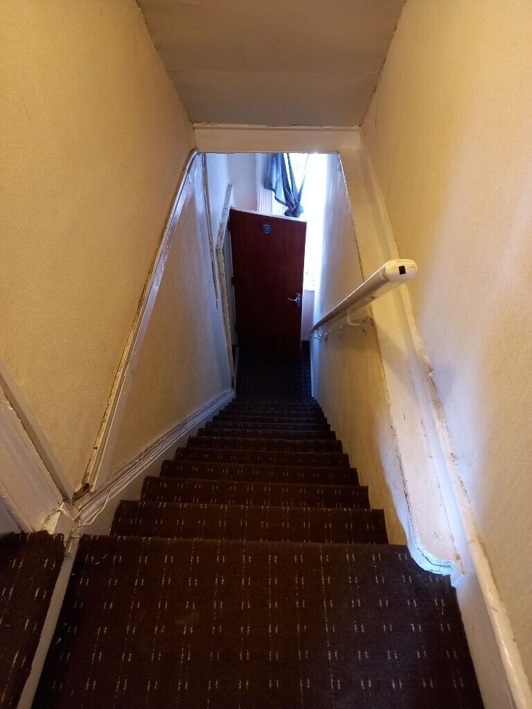 **LET BY**47A UTTOXETER ROAD** 1 BEDROOM**LONGTON**NO DEPOSIT** DSS ACCEPTED**BILLS INCLUDED**