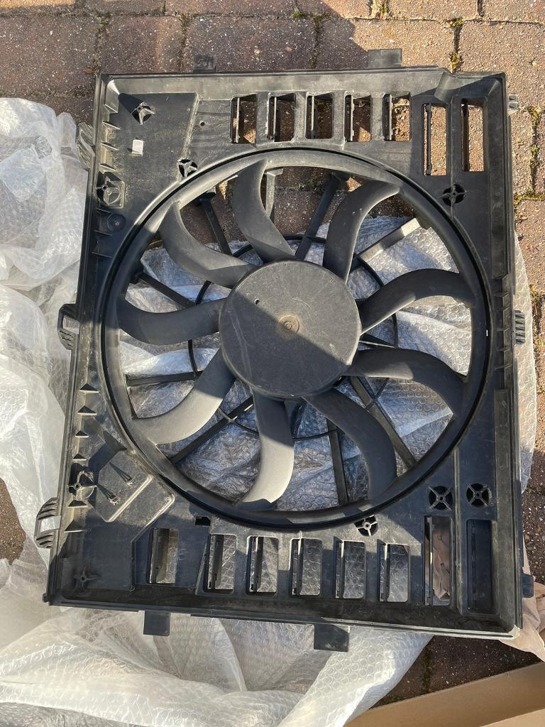 image for VW Touareg (2017) Fan with Shroud 