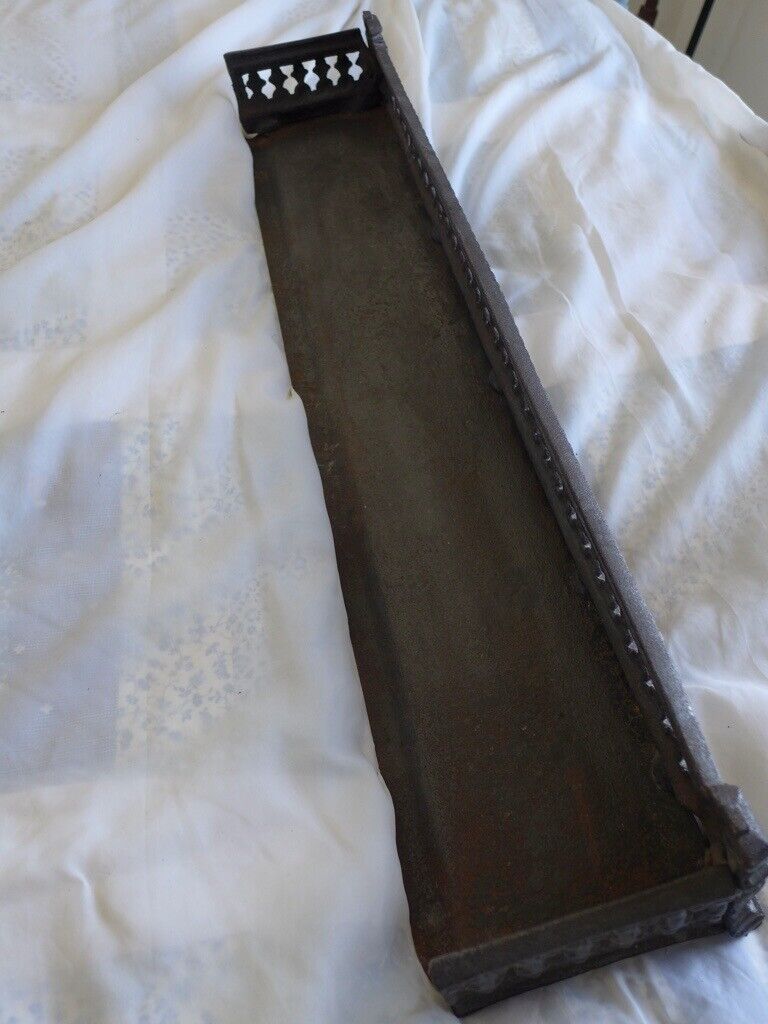 Antique Vintage Victorian Cast-Iron Fireplace Fender Fire Surround Kerb.