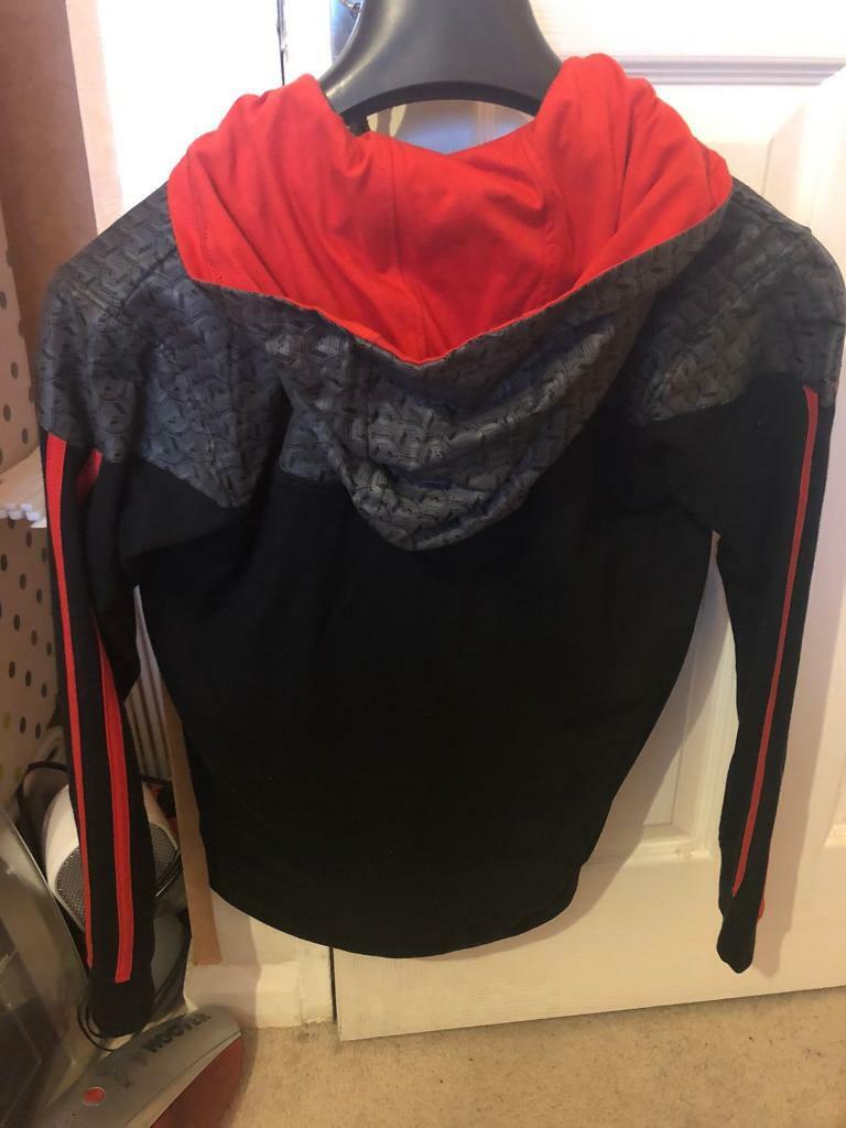 Brand new 11/12 boys hoodie jumper