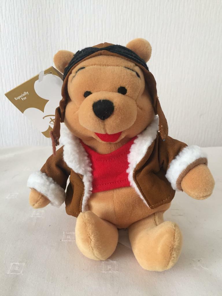 Disney Aviator Winnie the Pooh beanie 