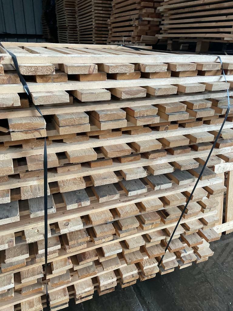 Pallet racking close board Timber decks 1350 x 1100 
