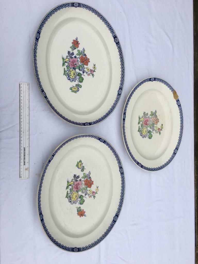 image for Set of FOUR large to medium dinner serving plates