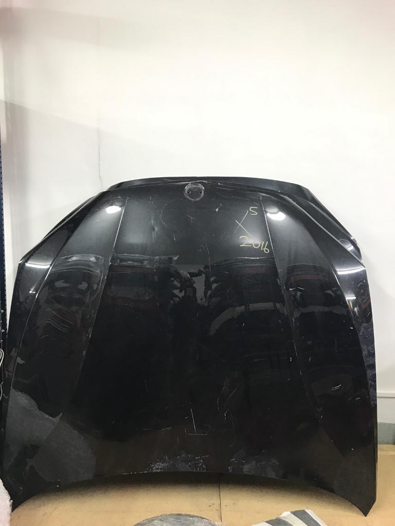 BMW X5 2016 Bonnet needs slight repair observe pictures 