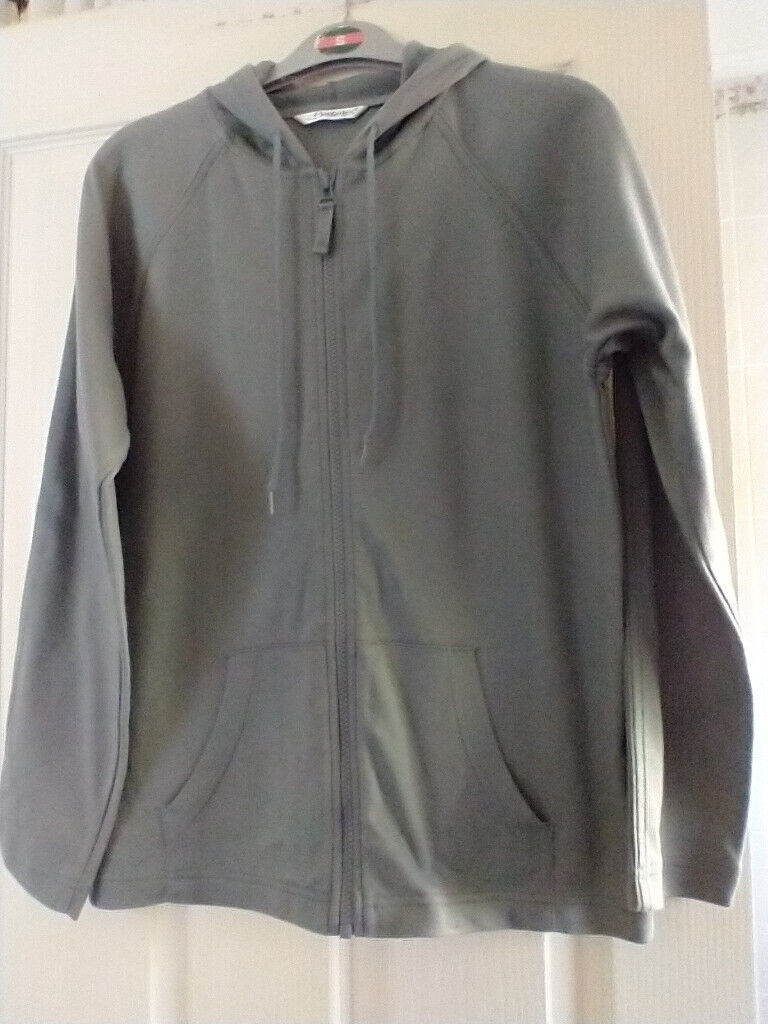 HOODY. SIZE 14. SAGE GREEN. NEW COND.