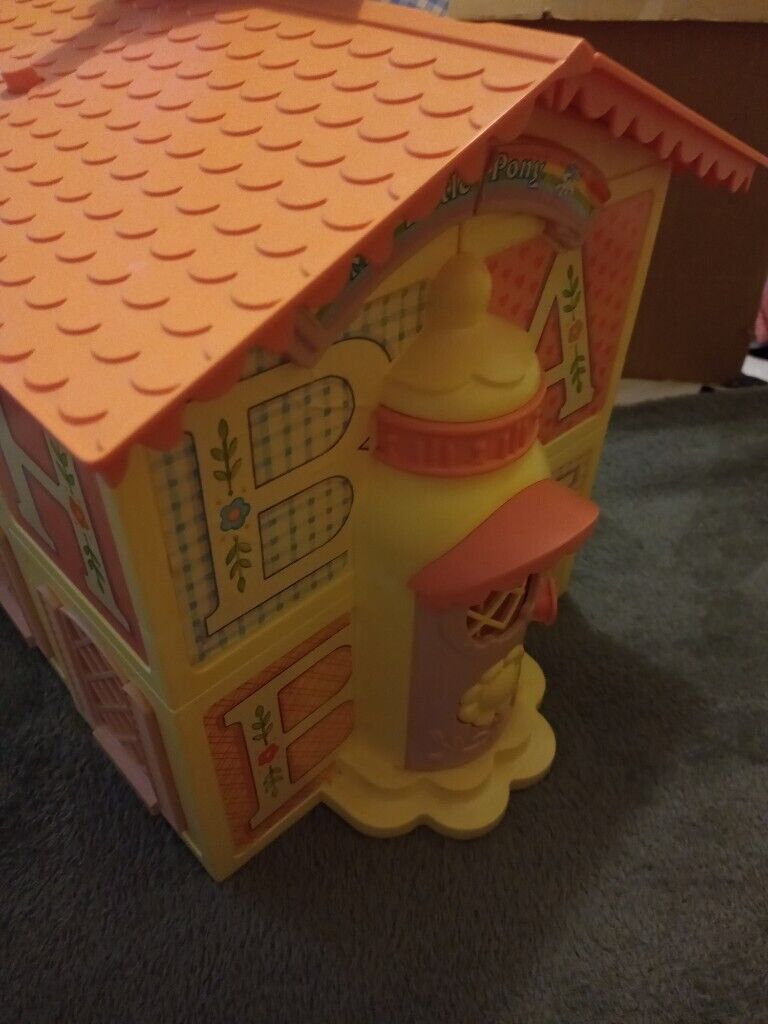 My little pony house /duvet