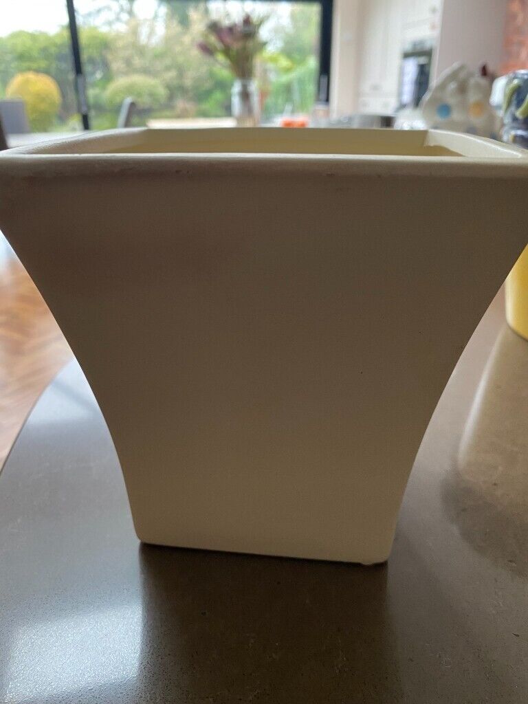Assorted Indoor Plant Pots x 5