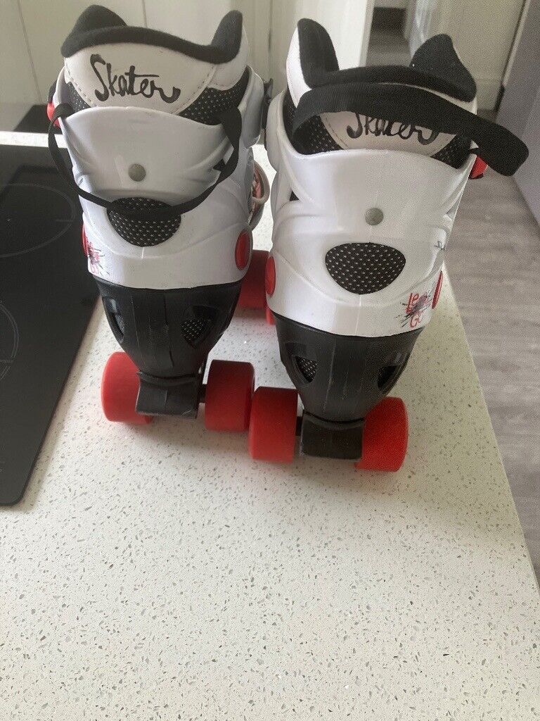 Roller boots in box