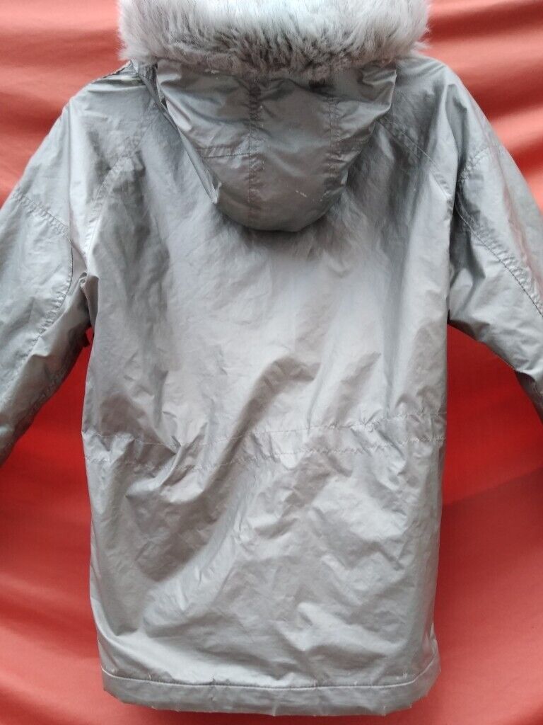 Bargain Coat Age c. 10. Silver (reflects); fur-edge hood; pockets galore!