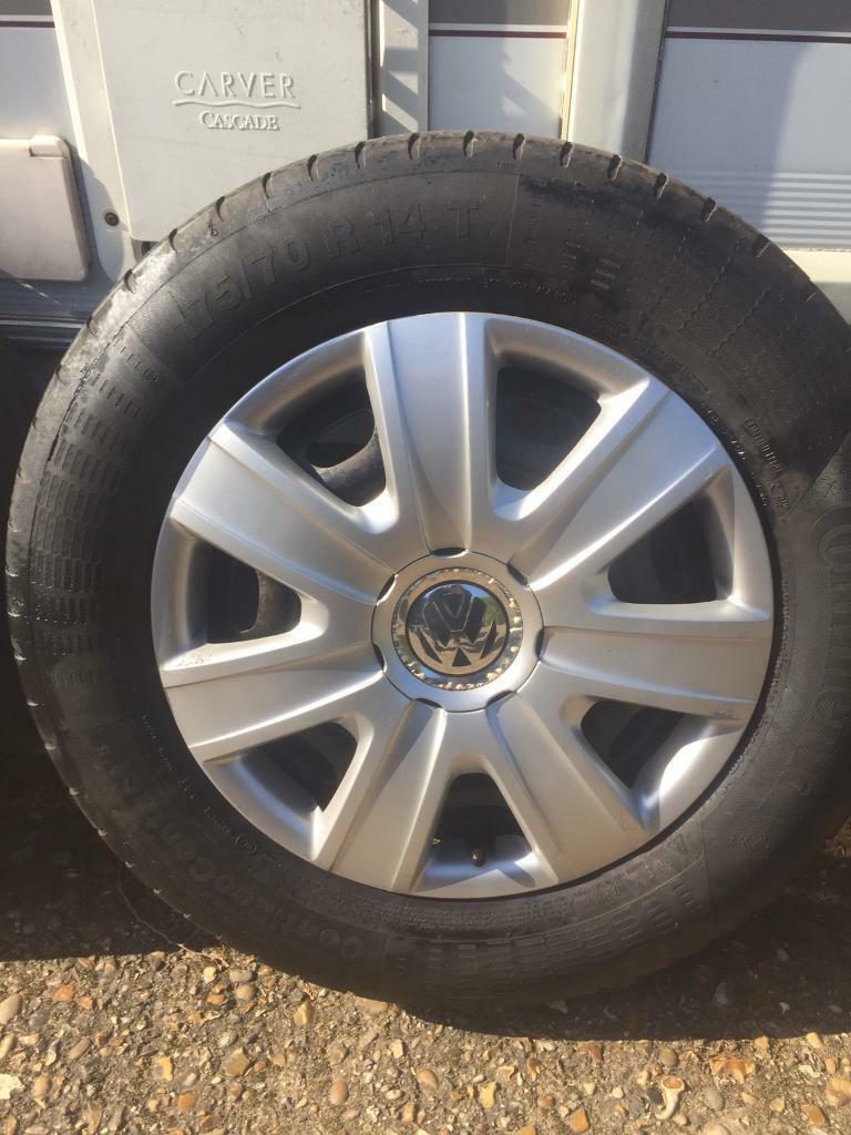 image for VW Polo mk5 genuine wheels and hubcaps. 1 good tyre 2 continentals just legal. No buckles 