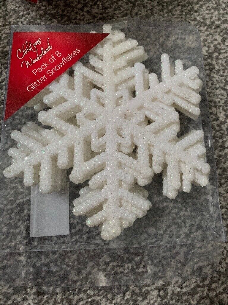 Loads of Christmas decorations some new in boxes 